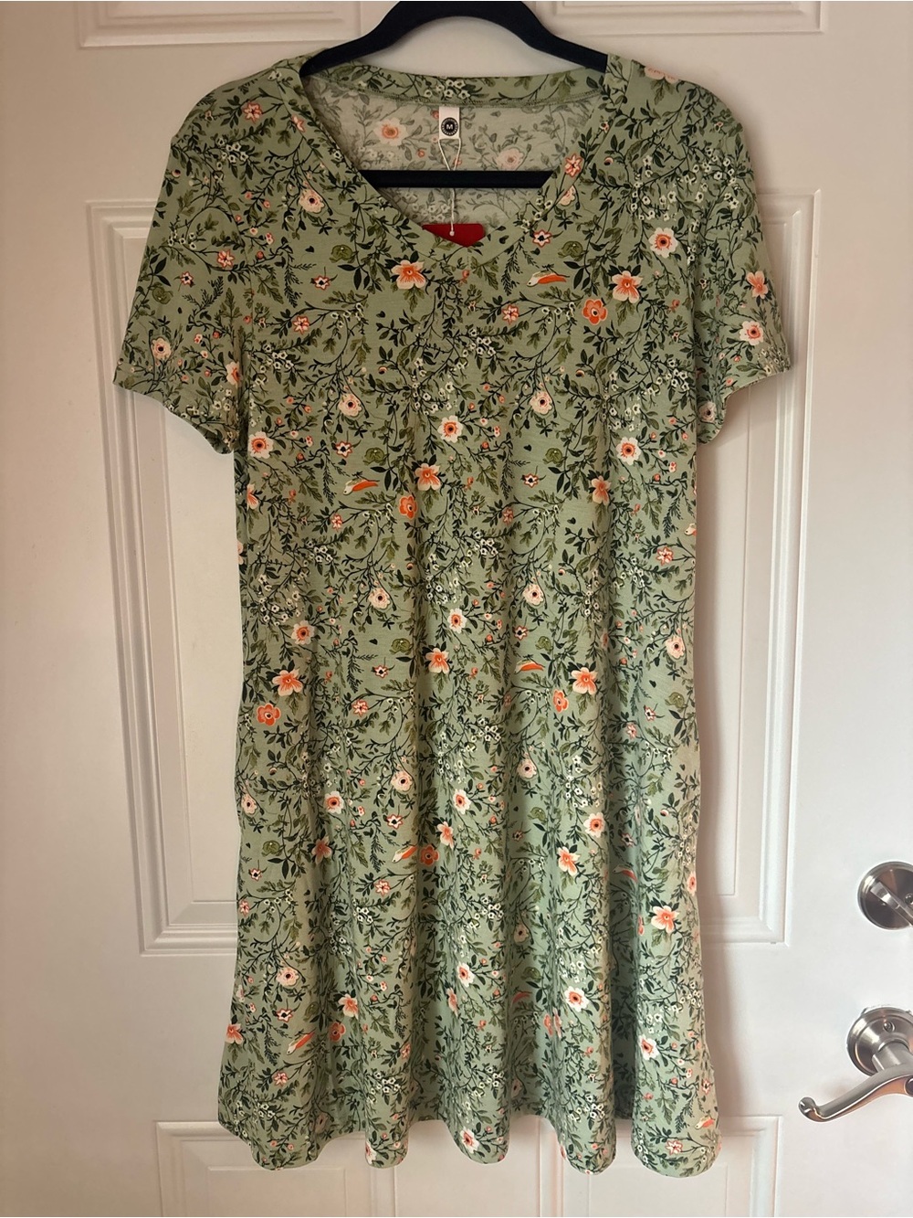 Floral Sage Green Midi Dress with Short Sleeves
